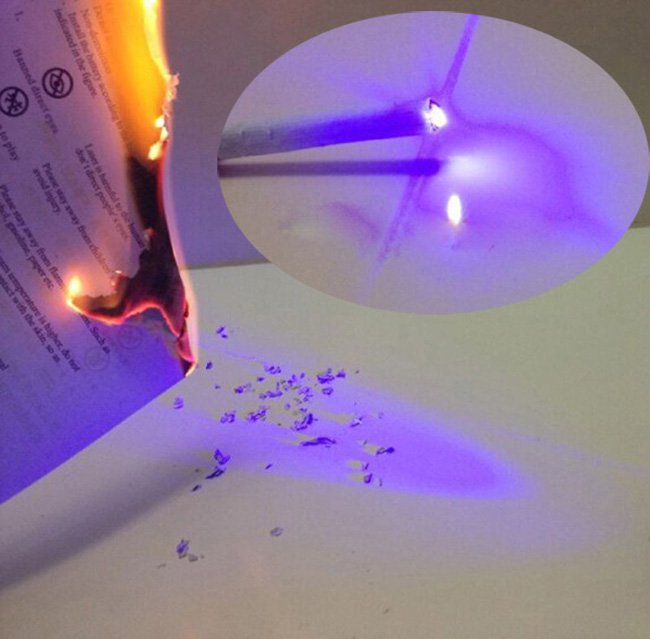 laser pointer balloon